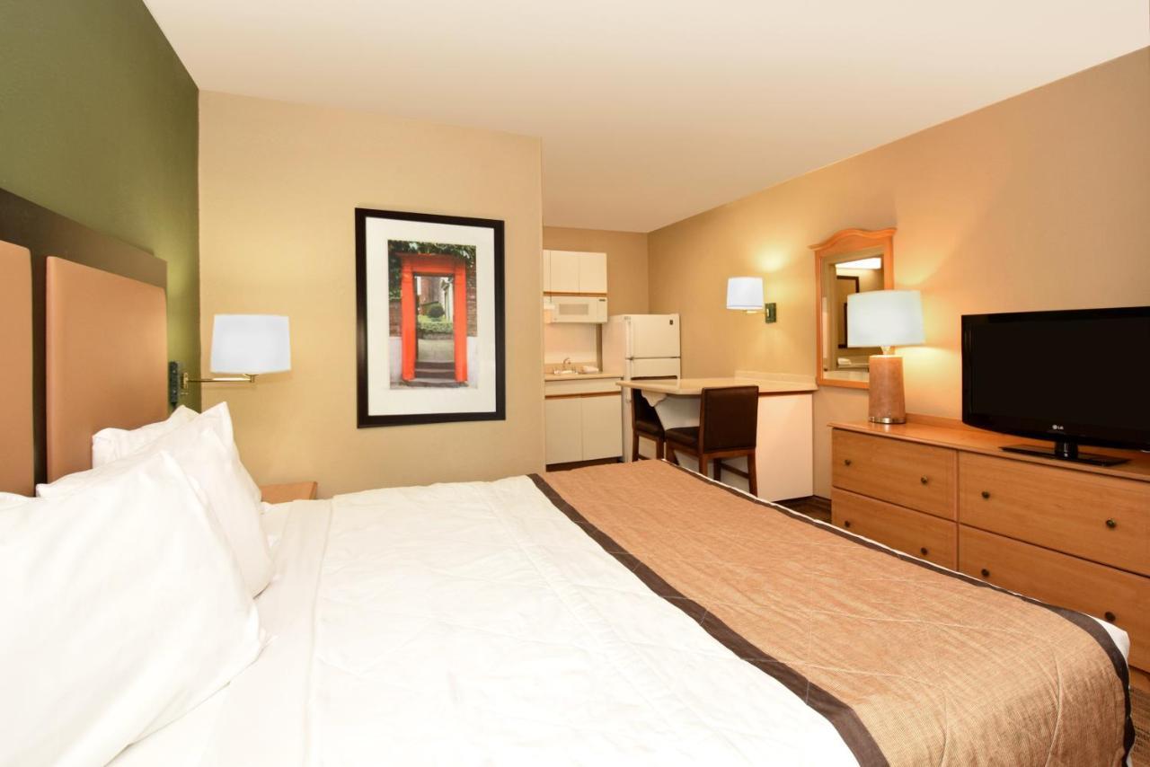 Extended Stay America Suites - Dallas - Las Colinas - Carnaby St Irving Bagian luar foto