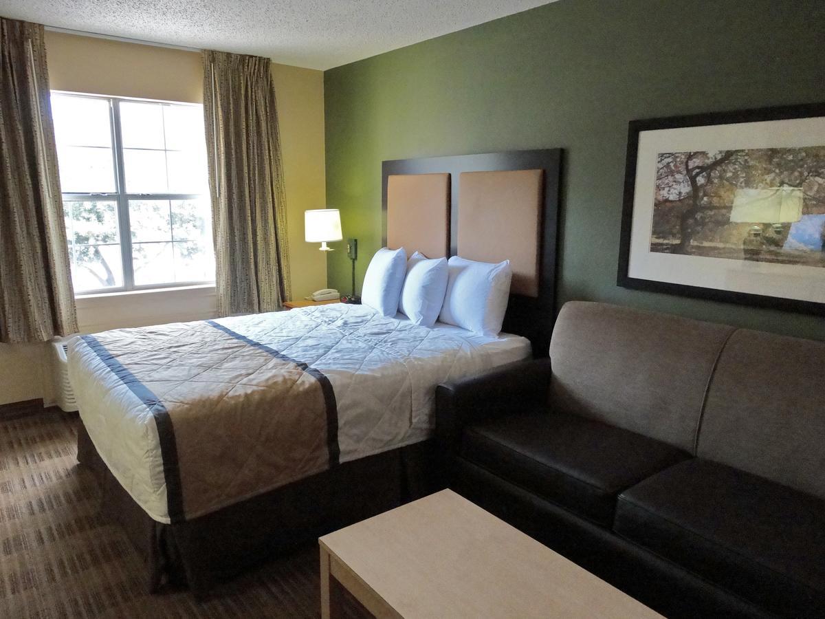 Extended Stay America Suites - Dallas - Las Colinas - Carnaby St Irving Bagian luar foto