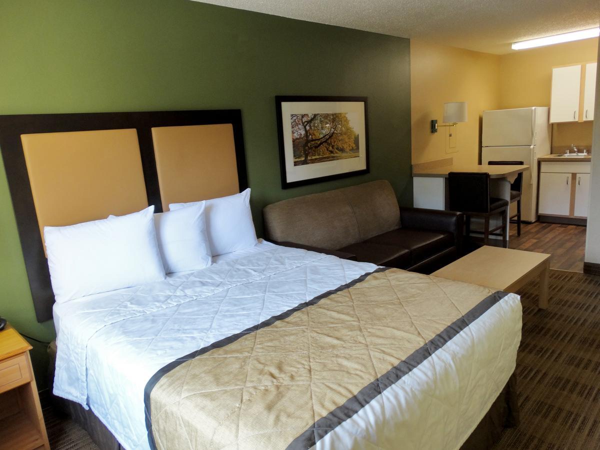 Extended Stay America Suites - Dallas - Las Colinas - Carnaby St Irving Bagian luar foto