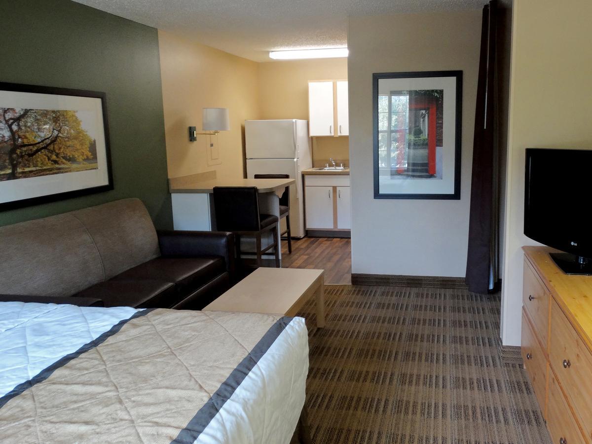 Extended Stay America Suites - Dallas - Las Colinas - Carnaby St Irving Bagian luar foto